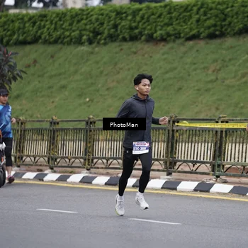 Runner Photo 8076562