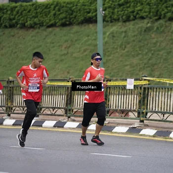 Runner Photo 8076567