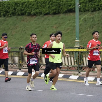 Runner Photo 8076576
