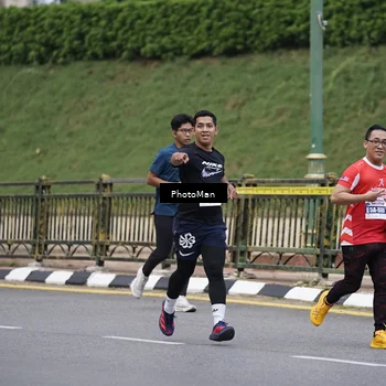 Runner Photo 8076582