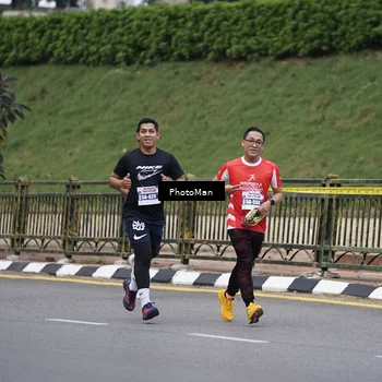 Runner Photo 8076604