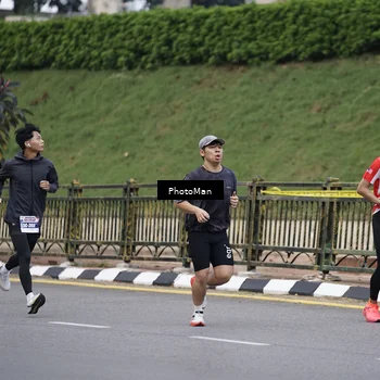 Runner Photo 8076626