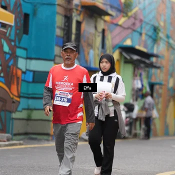 Runner Photo 8076643