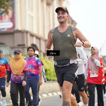 Runner Photo 8076654
