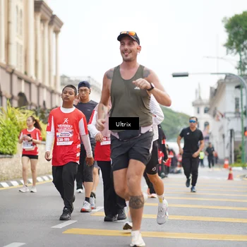 Runner Photo 8076656