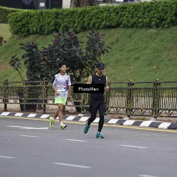 Runner Photo 8076659