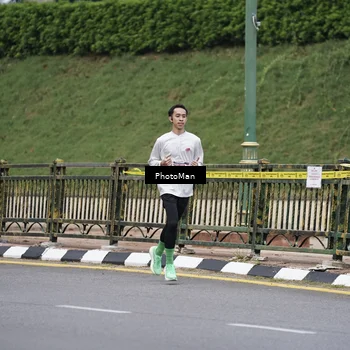 Runner Photo 8076671