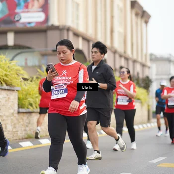 Runner Photo 8076672