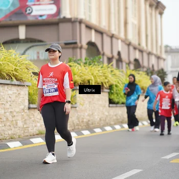 Runner Photo 8076681