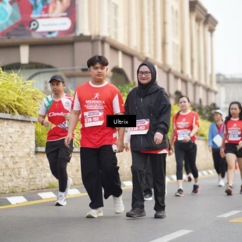 Runner Photo 8076712