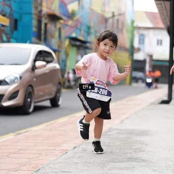 Runner Photo 8076725