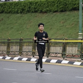 Runner Photo 8076730