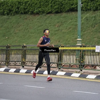 Runner Photo 8076732