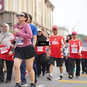Runner Photo 8076744