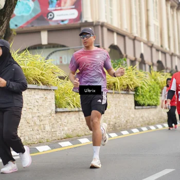 Runner Photo 8076759