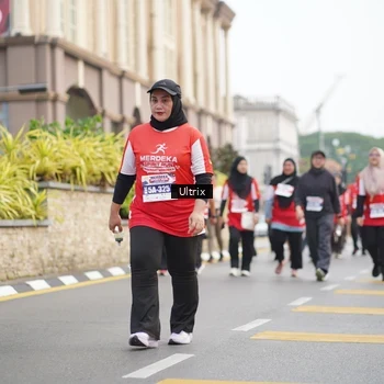 Runner Photo 8076761