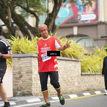 Runner Photo 8076839