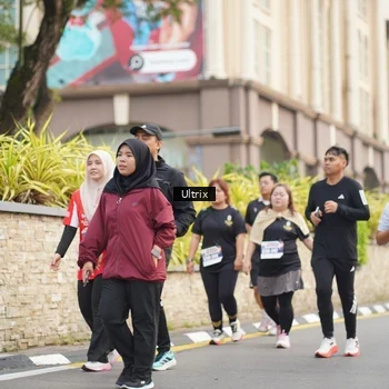 Runner Photo 8076847