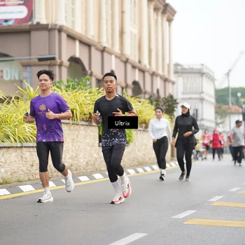 Runner Photo 8076857
