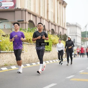 Runner Photo 8076859