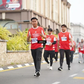 Runner Photo 8076867