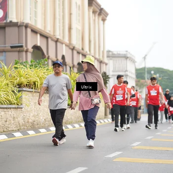 Runner Photo 8076871