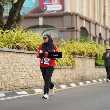 Runner Photo 8076886