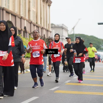 Runner Photo 8076899