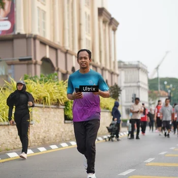 Runner Photo 8076921