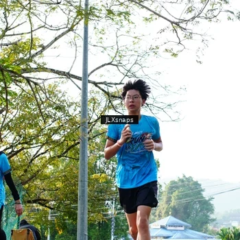 Runner Photo 8077030