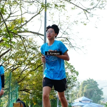 Runner Photo 8077032