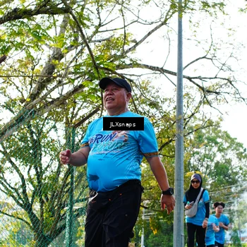 Runner Photo 8077041