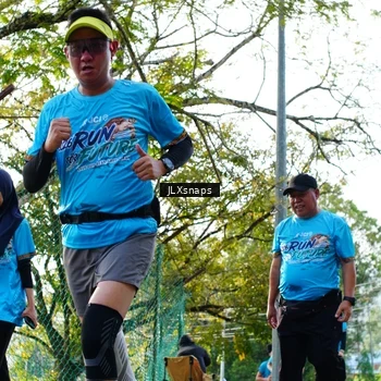 Runner Photo 8077043