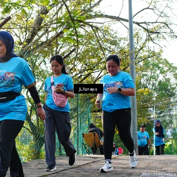 Runner Photo 8077064