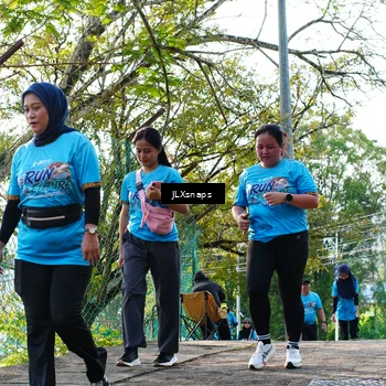 Runner Photo 8077070