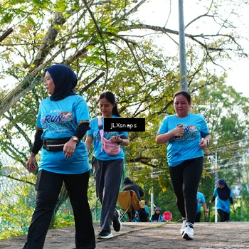 Runner Photo 8077071
