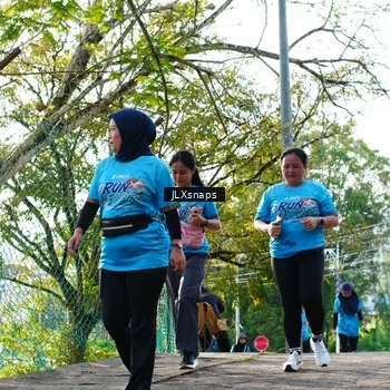 Runner Photo 8077077
