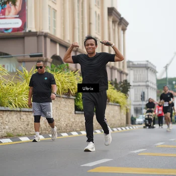 Runner Photo 8077157