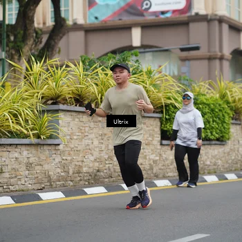 Runner Photo 8077303
