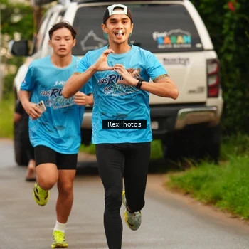 Runner Photo 8077349