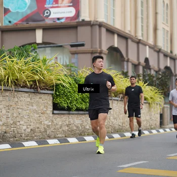 Runner Photo 8077353