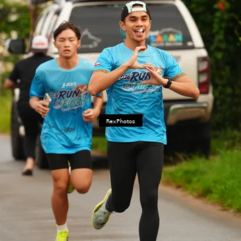 Runner Photo 8077372