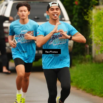 Runner Photo 8077378
