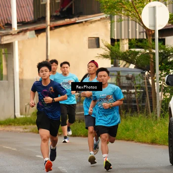 Runner Photo 8077411