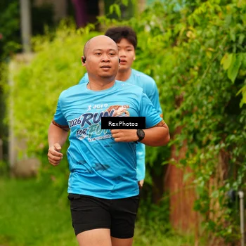 Runner Photo 8077437