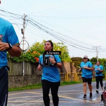 Runner Photo 8077536