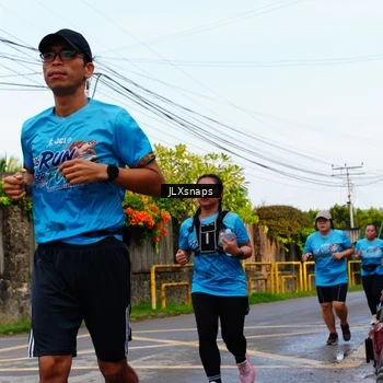 Runner Photo 8077545