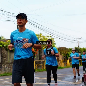 Runner Photo 8077548