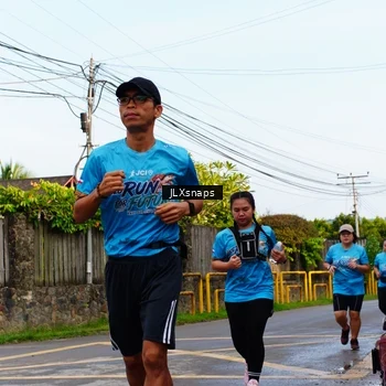 Runner Photo 8077549