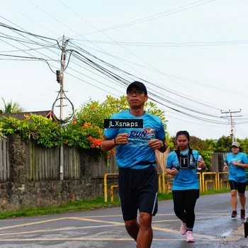 Runner Photo 8077551